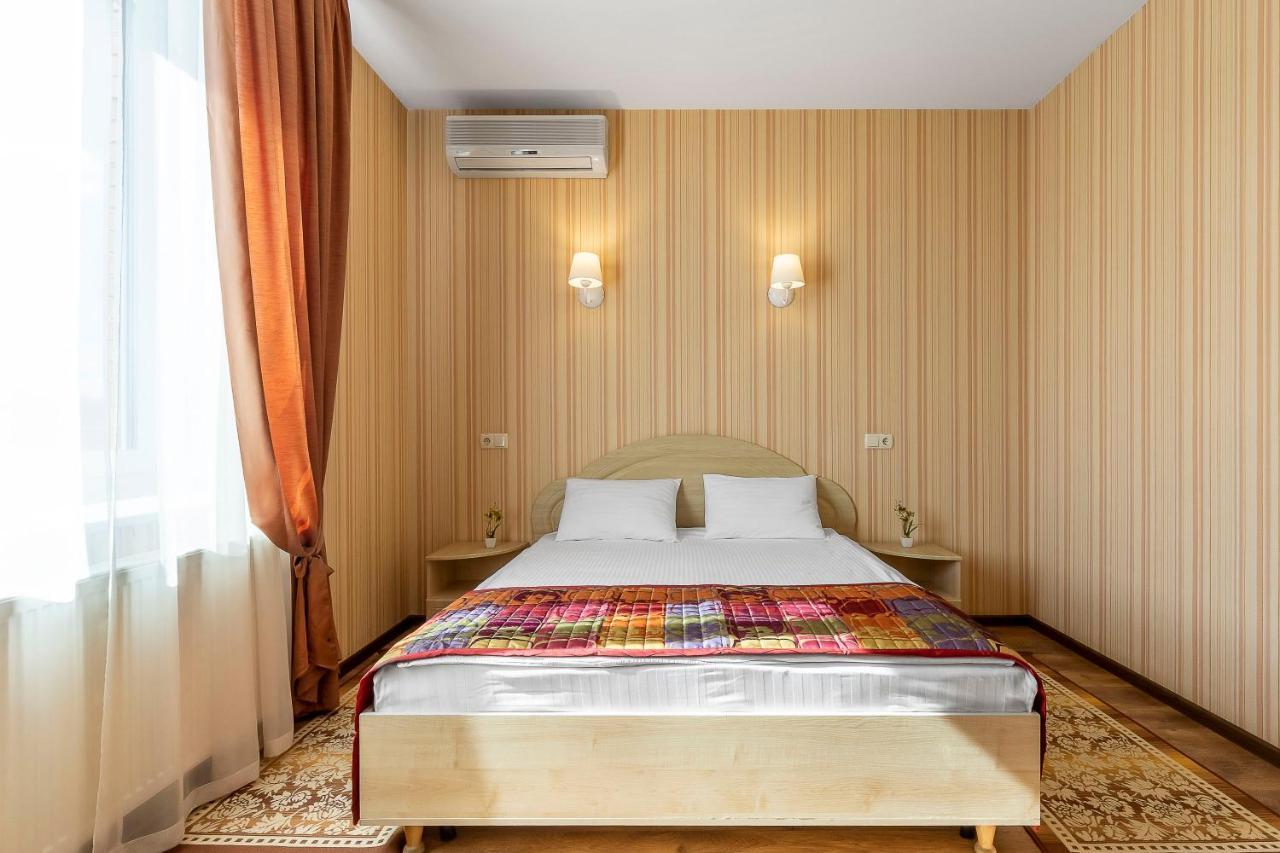 Гостиница Siesta Киев Sofiivska Borshchahivka Exterior foto