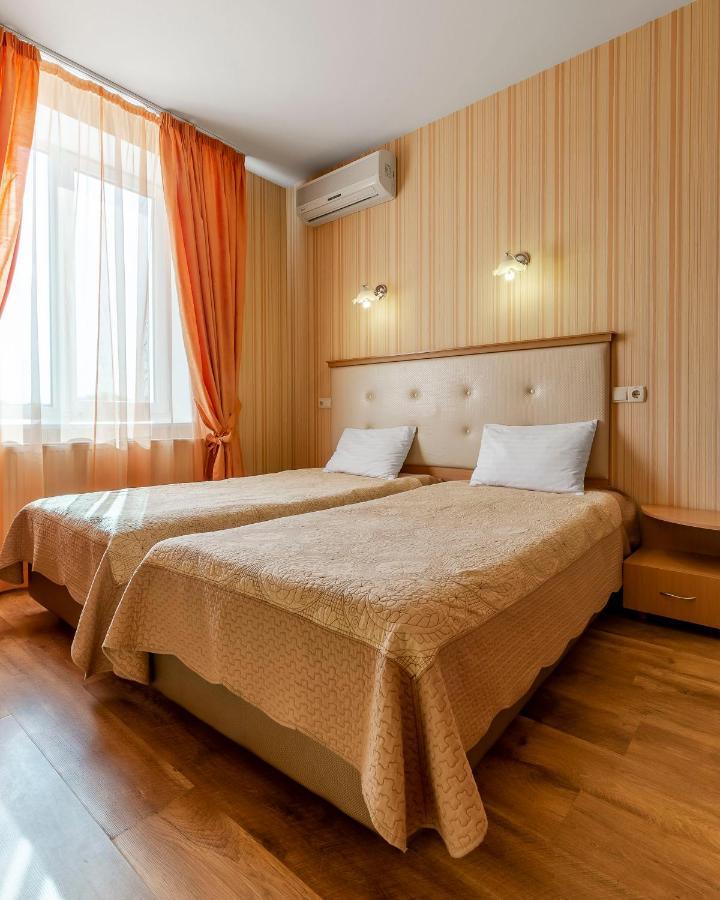 Гостиница Siesta Киев Sofiivska Borshchahivka Exterior foto