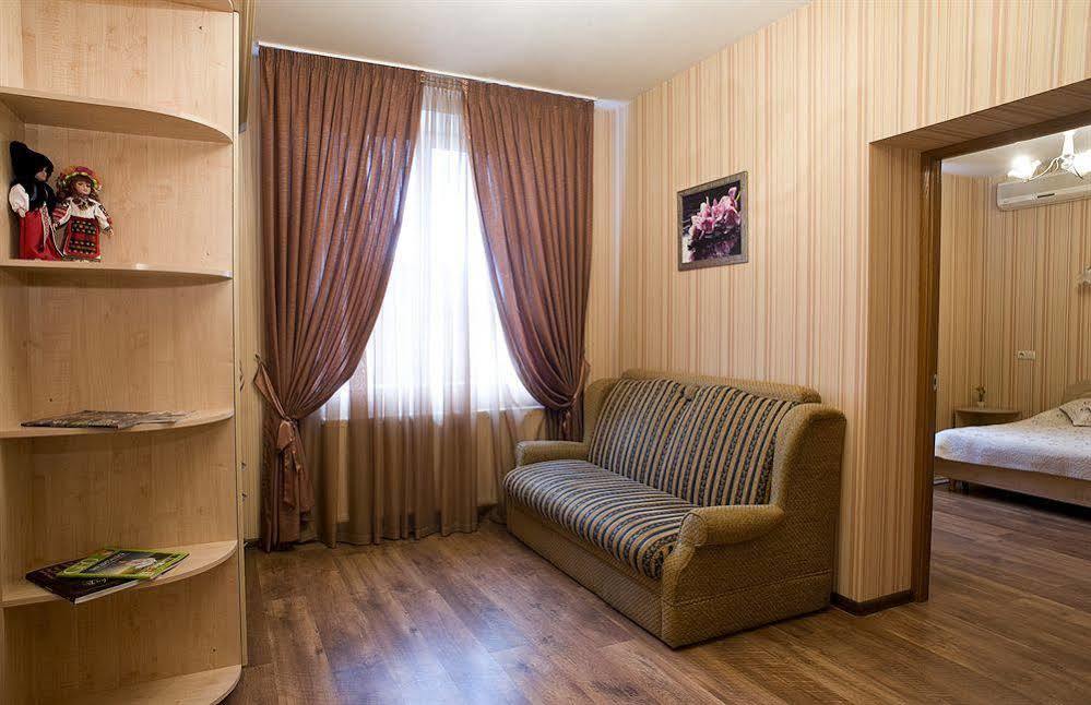 Гостиница Siesta Киев Sofiivska Borshchahivka Exterior foto